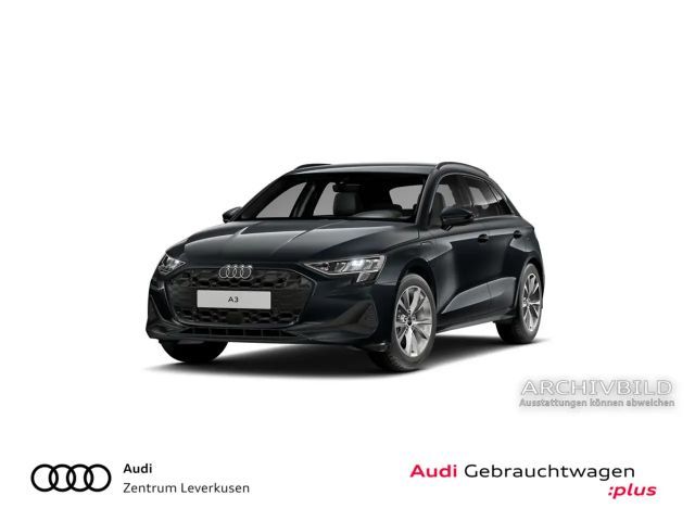 Audi A3 Sportback e ACC NAVI KAM SHZ LED PDC KLIMA 2025 Hybride / Benzine