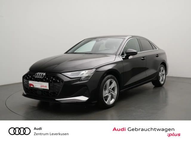 Audi A3 Limousine advanced S TRON CARPLAY LED PDC 2025 Benzine