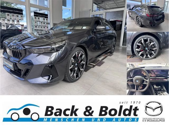 BMW 540 d Touring xDrive MSport+PANO+AHK+STANDHZG+B&W+21ZO 2026 Diesel