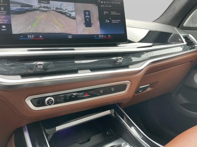 Alpina XB7