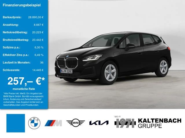 BMW 225 Active Tourer xDrive AHK LED NAVI KAMERA 2025 Hybride / Benzine