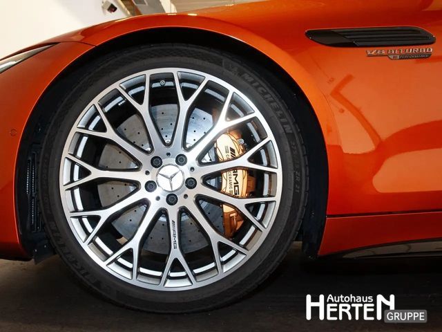 Mercedes-Benz SL 63 AMG