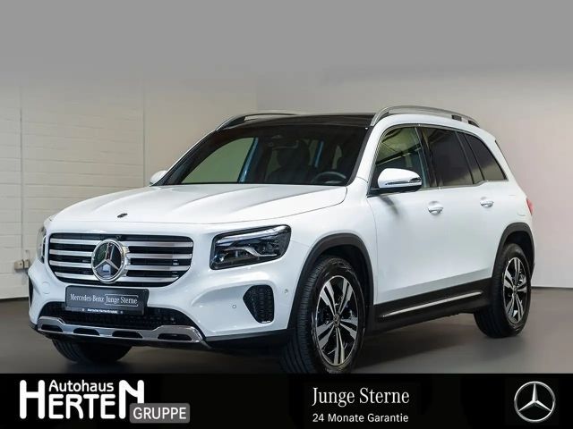 Mercedes-Benz GLB 250 4M+7-SITZE+PANO+360°+DISTRONIC+MULTIBEAM 2025 Benzine