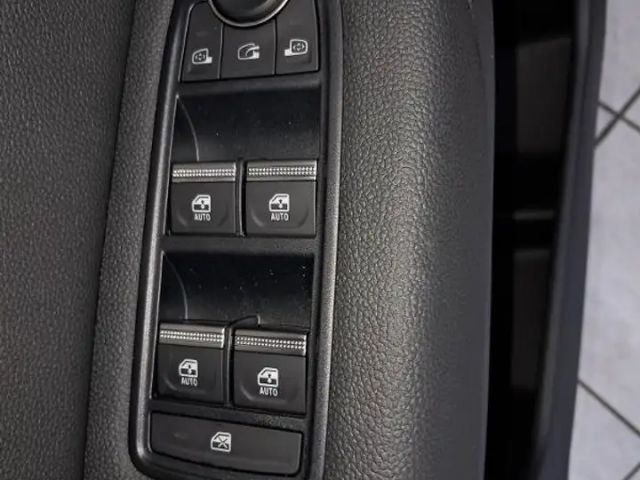 Mitsubishi Grandis
