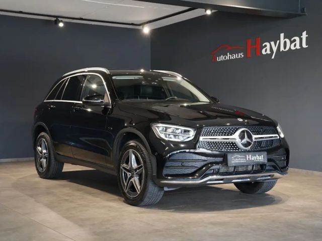 Mercedes-Benz GLC 300 e 4M AMG MBUX-LED-Kamera-Burm-Distr-AHK 2021 Hybride / Benzine