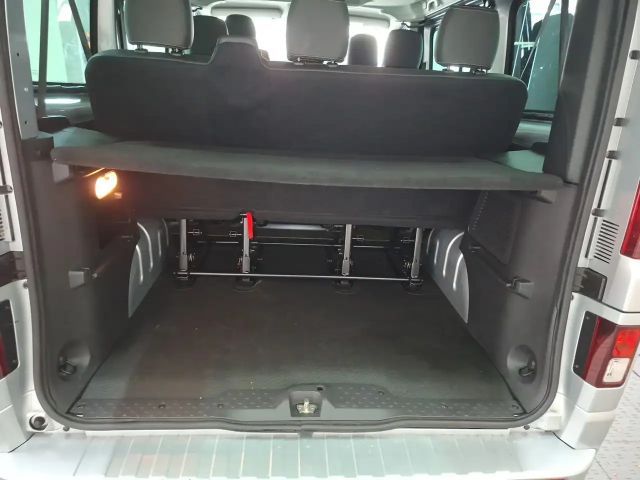 Nissan Primastar