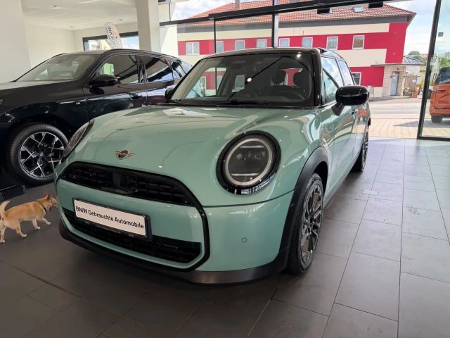 MINI Cooper C Classic Trim 5-trg. Paket M Head-Up 2024 Benzine
