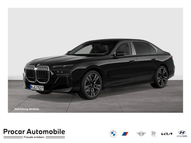 BMW 740 d xDrive M Sport DA/PA Prof SkyPano Standhz. 2025 Diesel