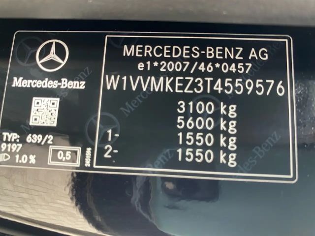 Mercedes-Benz V 250