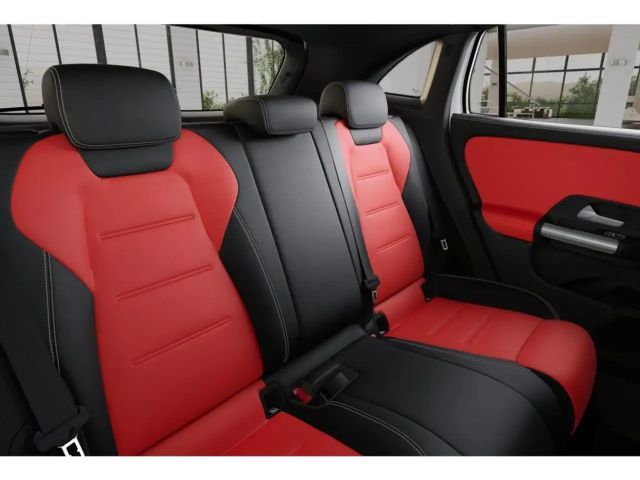 Mercedes-Benz GLA 220