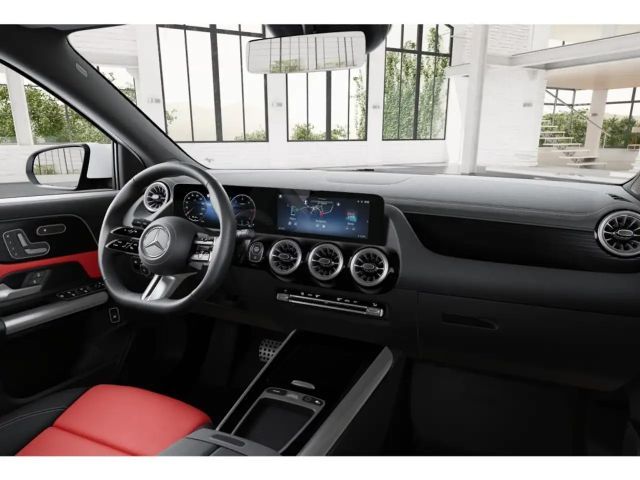 Mercedes-Benz GLA 220