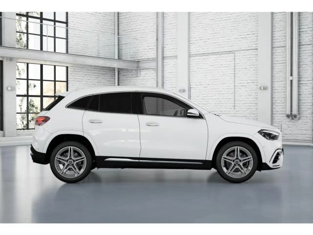 Mercedes-Benz GLA 220