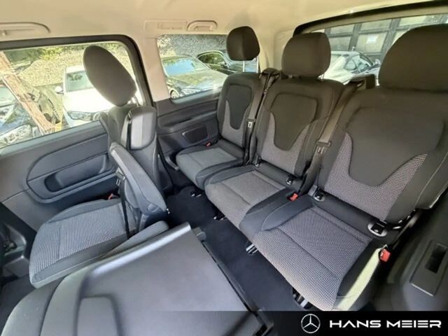 Mercedes-Benz V 220