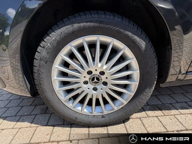 Mercedes-Benz V 220