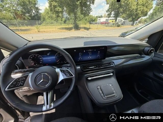 Mercedes-Benz V 220