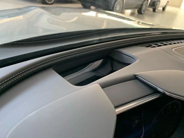 Mercedes-Benz SL 63 AMG