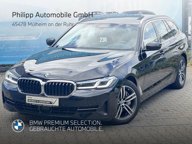 BMW 540 i xDrive DA-Pro PANO H&K HuD LASER Sportsitz 2023 Benzine