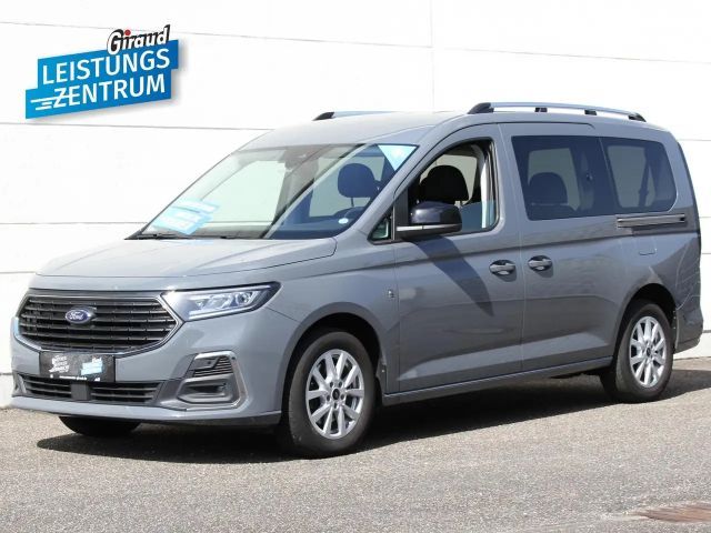 Ford Grand Tourneo