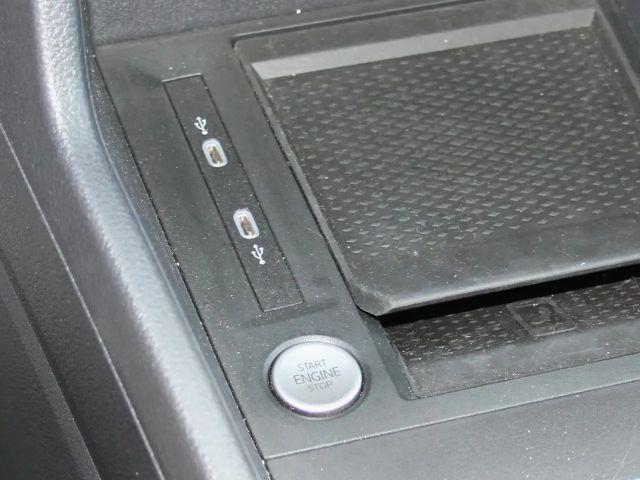 Ford Grand Tourneo