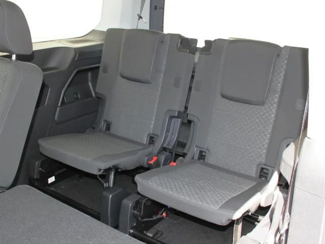 Ford Grand Tourneo