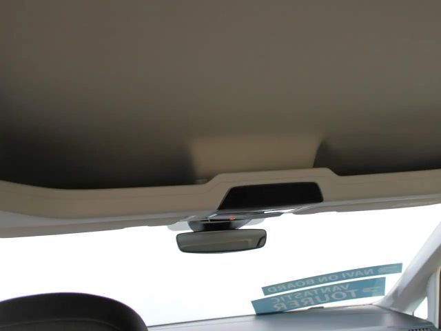 Ford Grand Tourneo