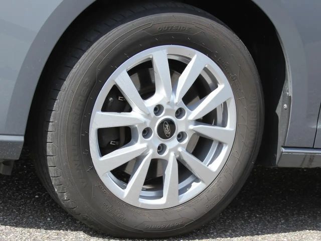 Ford Grand Tourneo