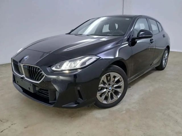 BMW 118 d Aut. Sitzhzg RFK DrivAssist 2026 Diesel