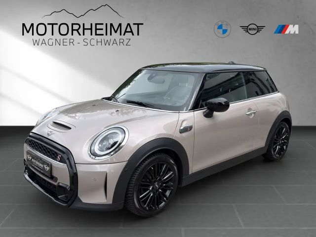 MINI Cooper S Classic RFK Pano HUD AdapLED 2023 Benzine