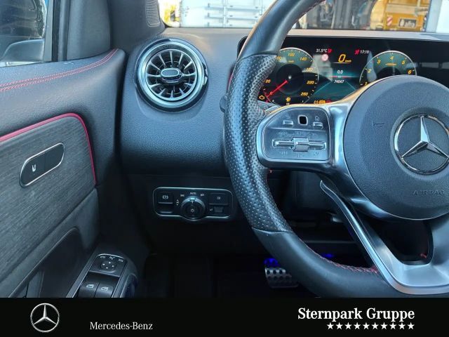 Mercedes-Benz GLB 250