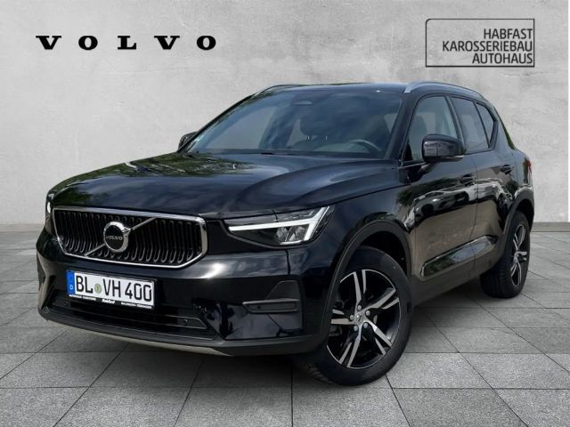 Volvo XC40 Core 2WD Digitales Cockpit Soundsystem LED Sperrdi 2025 Benzine