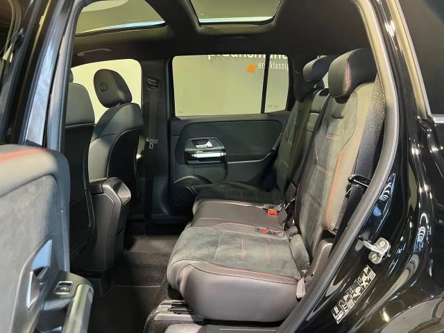 Mercedes-Benz GLB 220