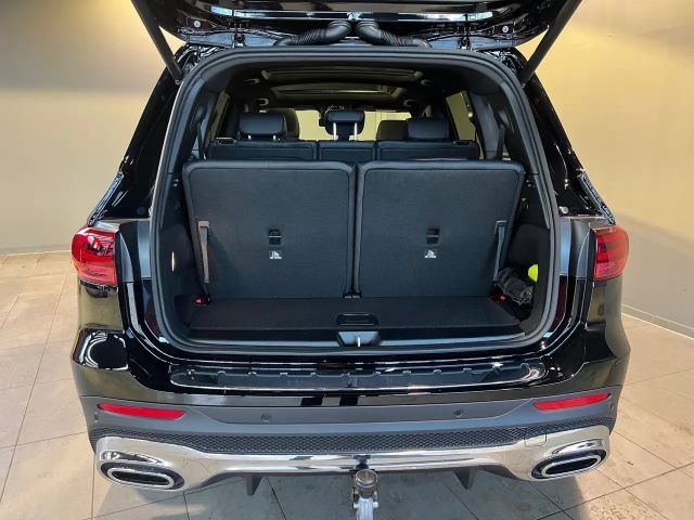 Mercedes-Benz GLB 220