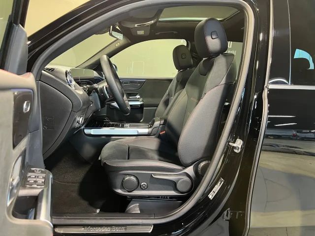 Mercedes-Benz GLB 220