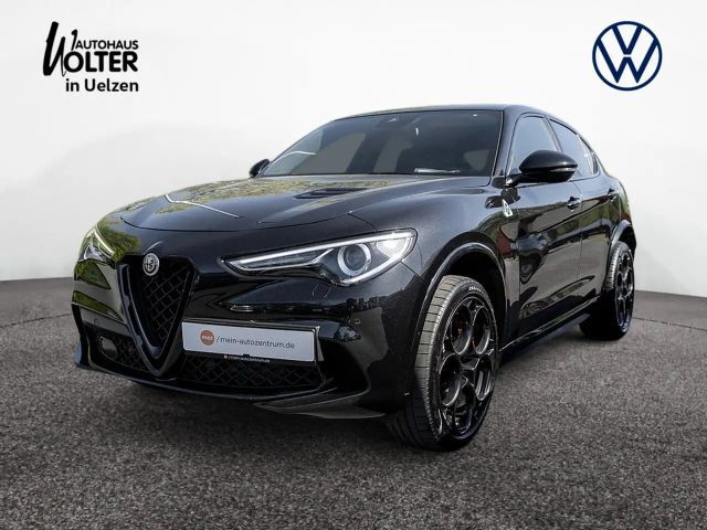 Alfa Romeo Stelvio V6 B-Turbo Quadrifoglio NAVI KAM H/K 2023 Benzine