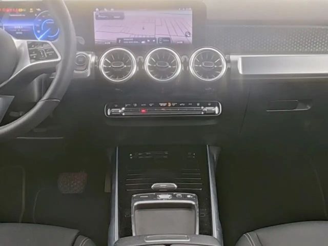 Mercedes-Benz EQB 250