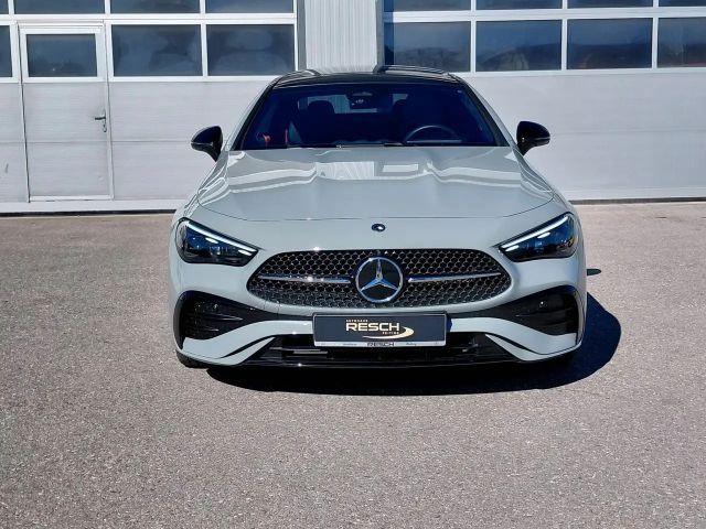 Mercedes-Benz CLE 200