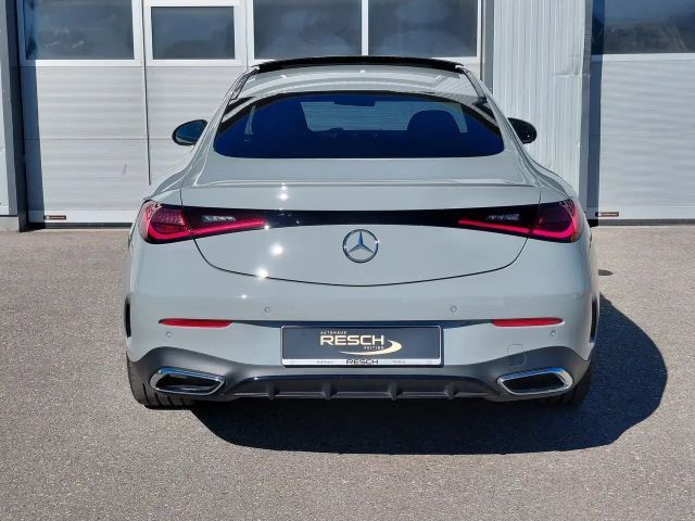 Mercedes-Benz CLE 200