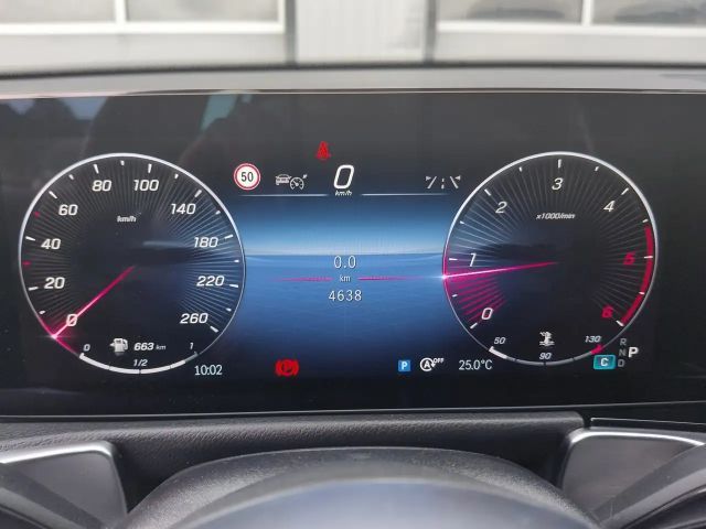 Mercedes-Benz GLB 200