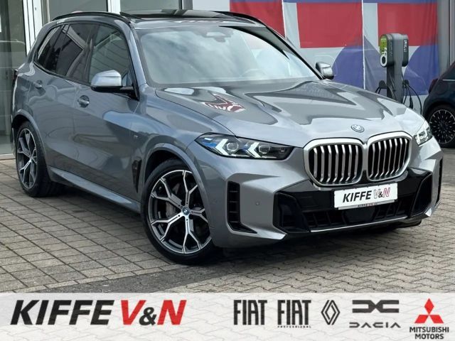 BMW X5 xDrive50e M SPORT PANOSKY KLIMASITZE DAPRO HK 2023 Hybride / Benzine