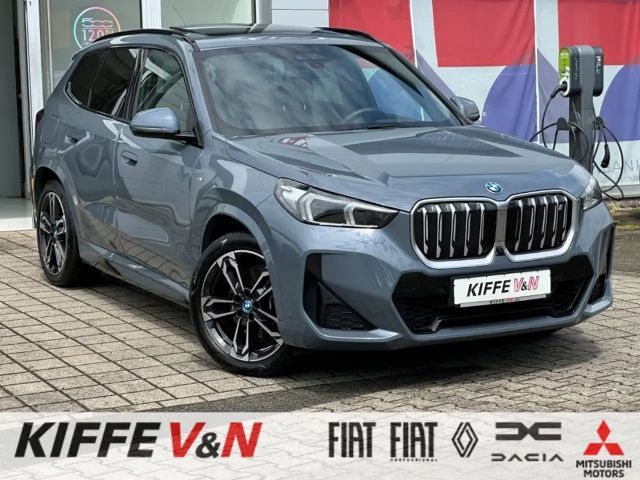 BMW iX1 xDrive30 M SPORT PANO MEMORY DAP PA+ H/K HUD 2023 Elektrisch