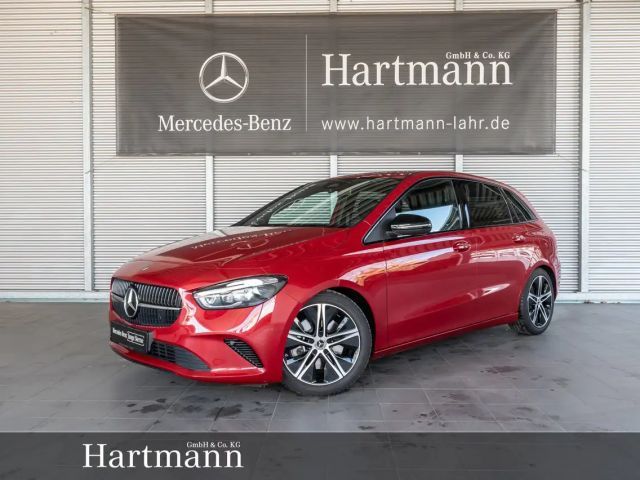 Mercedes-Benz B 250 B 250 4MATIC Night Multibeam Distronic Memory 2024 Benzine
