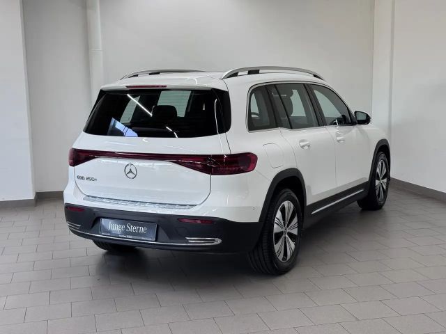 Mercedes-Benz EQB 250