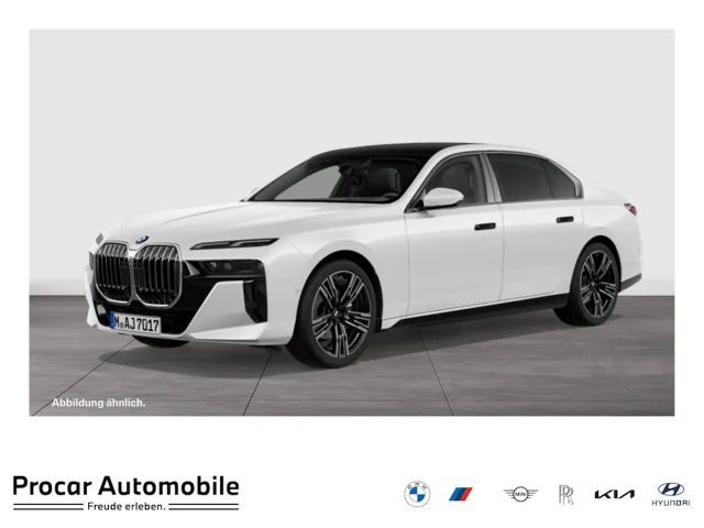 BMW 740 d xDrive M Sport DA/PA Prof SkyPano TV AHK 2025 Diesel