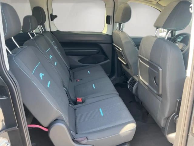 Ford Grand Tourneo