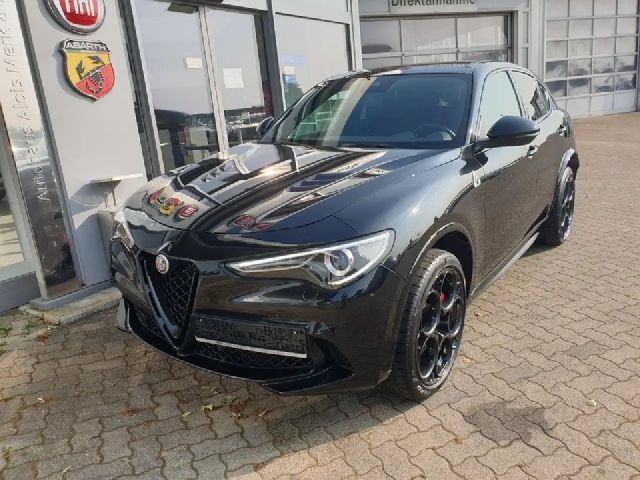Alfa Romeo Stelvio Quadrifoglio Q4 2023 Benzine
