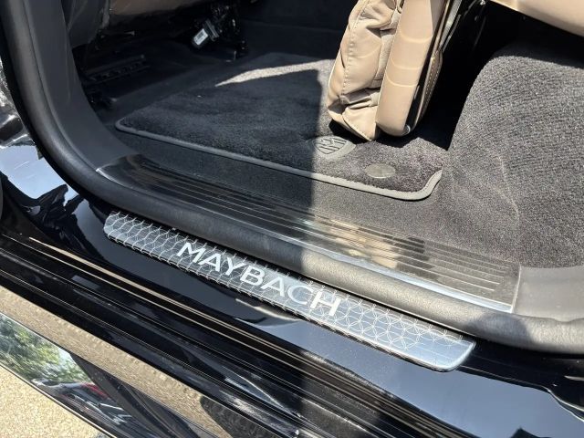 Mercedes-Benz GLS 600