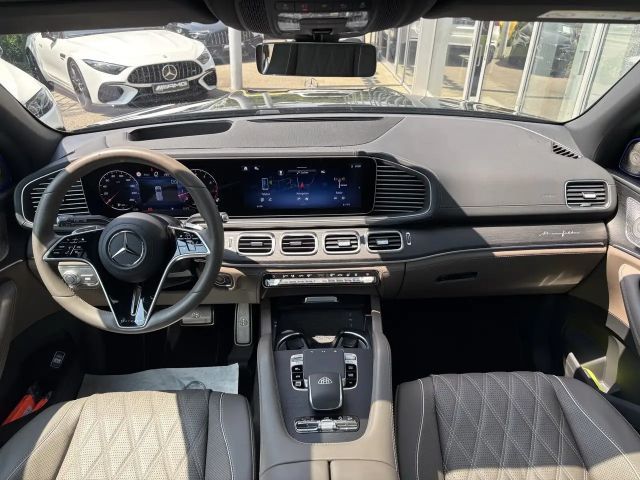 Mercedes-Benz GLS 600