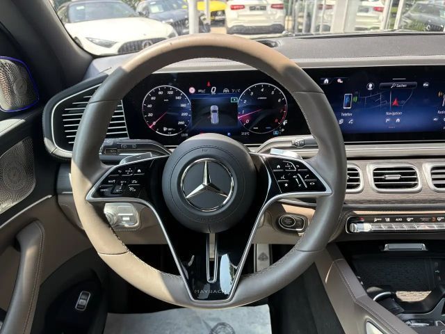 Mercedes-Benz GLS 600