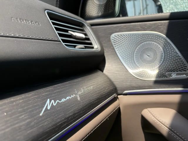 Mercedes-Benz GLS 600