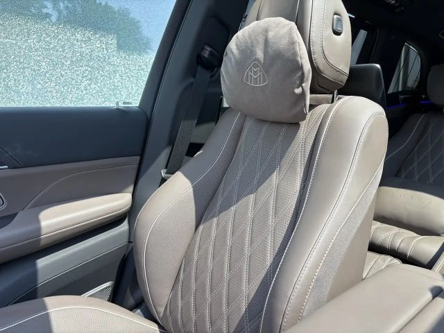 Mercedes-Benz GLS 600